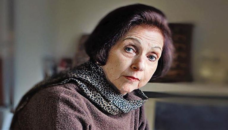 الفنانة مليحة أفنان مليحة أفنان فنانة اللوحات المكتوبة