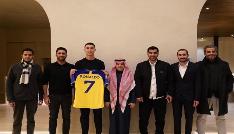 كريستيانو رونالدو ينتقل إلى النصر