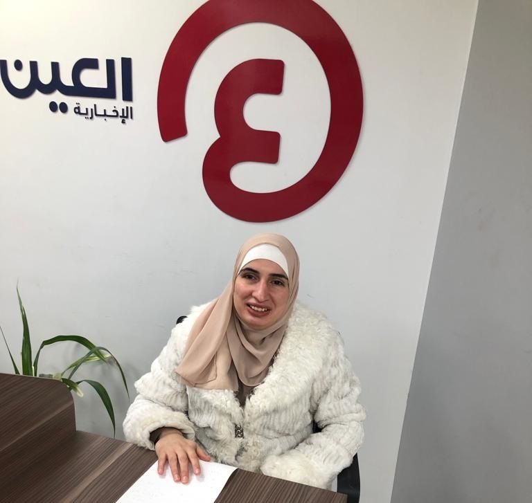 نبيلة يحيى تقرأ بطريقة برايل