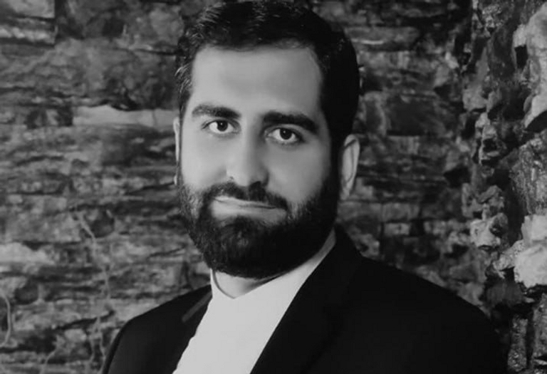 صورة متداولة للضابط القتيل عناصر من الحرس الثوري الإيراني- أرشيفية