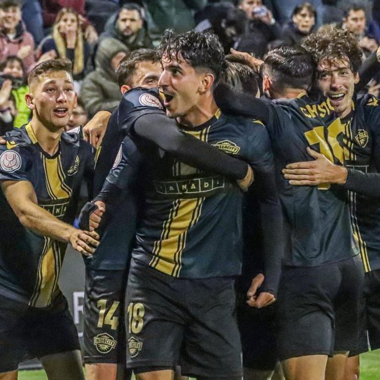 أوريل سولدفيليا أوريل سولدفيليا