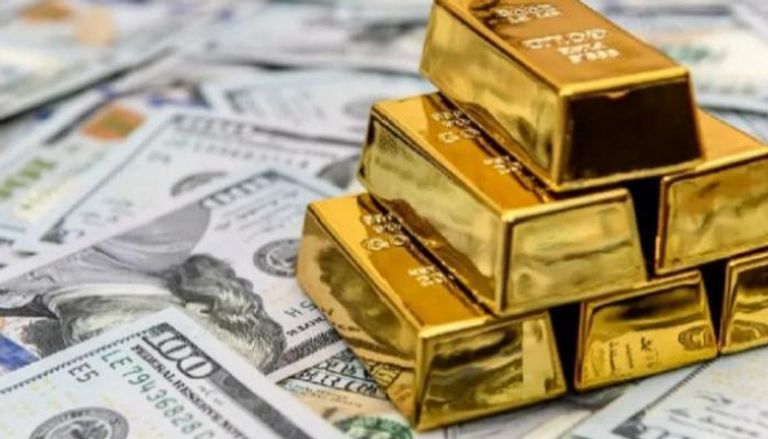 الذهب يقفز رغم إعلان الحرب على التضخم