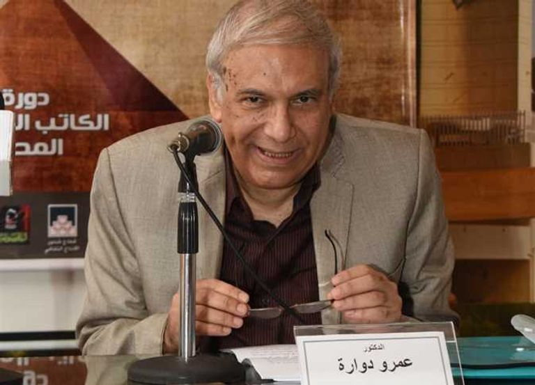 الدكتور عمرو دوارة المخرج والمؤرخ المسرحي الشيخ محمد متولي الشعراوي - أرشيفية