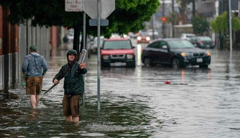 العاصفة الجديدة تأتي بعد أيام من عاصفة القرن