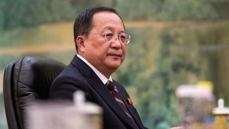 وزير خارجية كوريا الشمالية السابق ري يونغ-هو