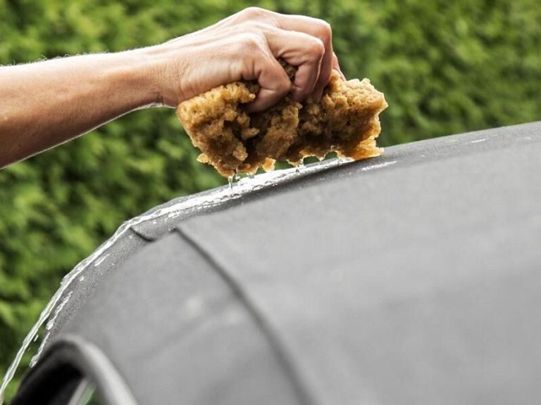 سيارة بي إم دبليو M8