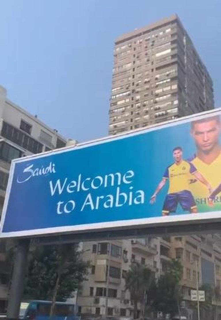 لوحات ترحيب برونالدو في مصر كريستيانو رونالدو