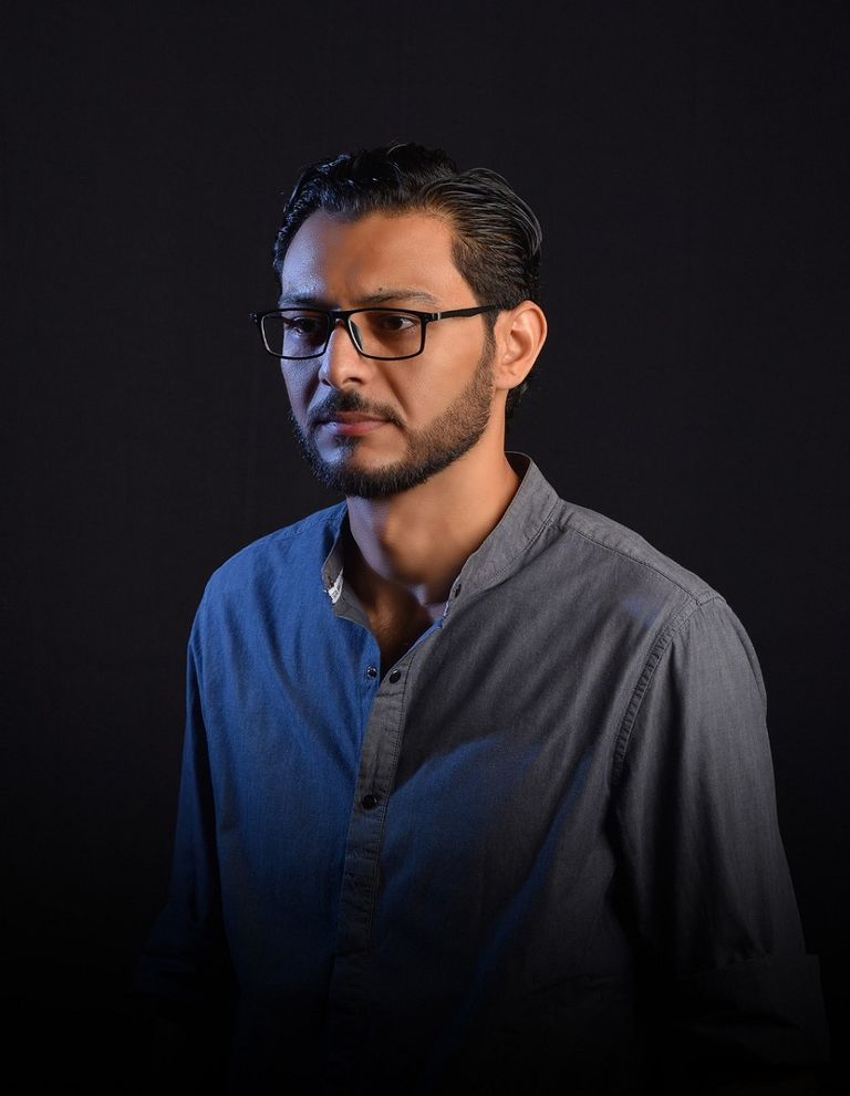 زوار معرض القاهرة الدولي للكتاب في نسخة سابقة - أرشيفية