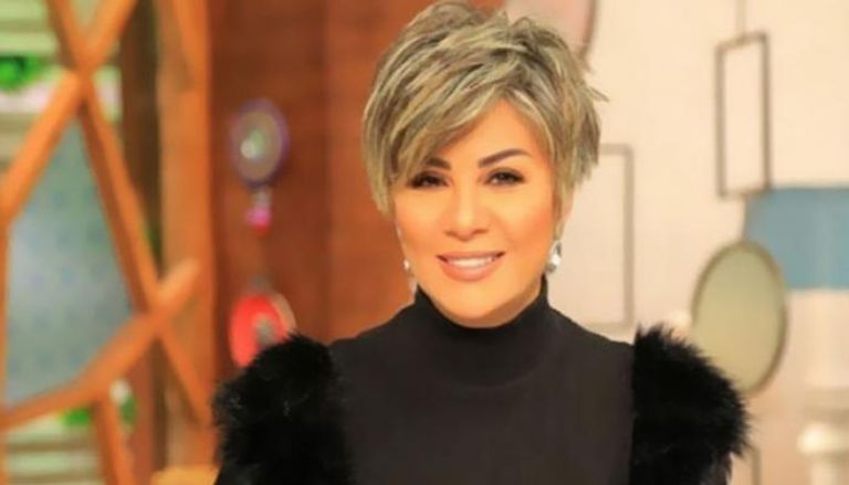 الإعلامية المصرية مفيدة شيحة الإعلامية ياسمين عز