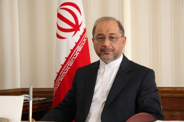 علما الاتحاد الأوروبي وإيران - أرشيفية