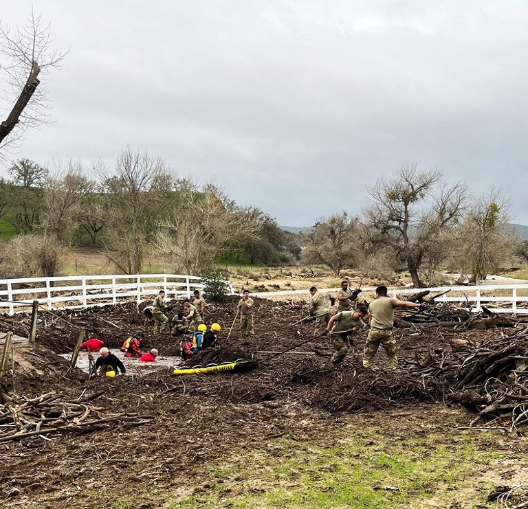 آثار مدمرة للأعاصير في كاليفورنيا