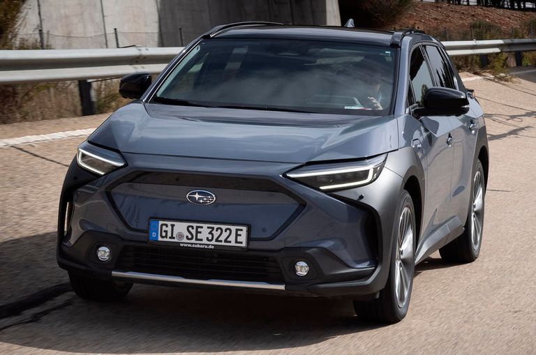 أول جيب كهربائية تفوز بسيارة العام في معرض بروكسل 