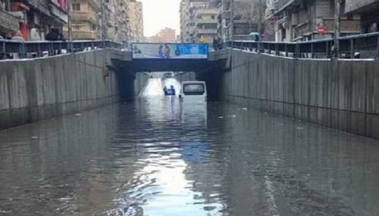 جانب من تراكم مياه الأمطار في الإسكندرية