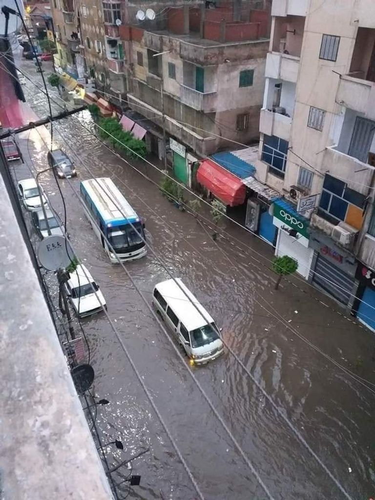 جانب من تراكم مياه الأمطار في الإسكندرية