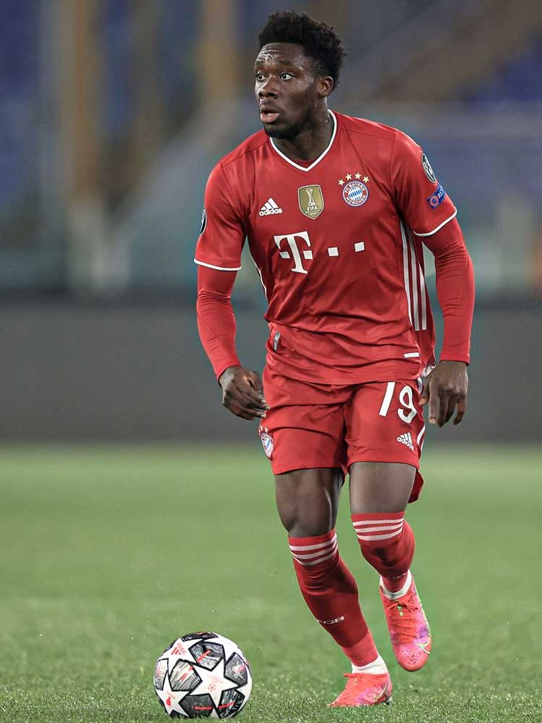 ألفونسو ديفيز لاعب بايرن ميونخ الألماني ألفونسو ديفيز وإيرلينج هالاند