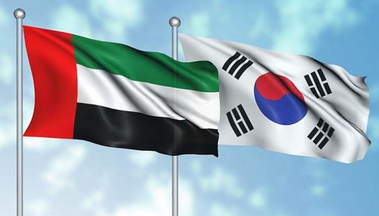 علما دولتي الإمارات وكوريا الجنوبية