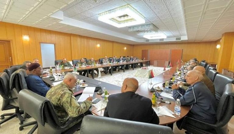 اجتماع اللجنة العسكرية بحضور المبعوث الأممي إلى ليبيا