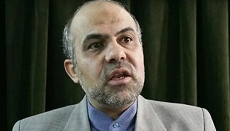 المسؤول السابق في وزارة الدفاع الإيرانية علي رضا أكبري