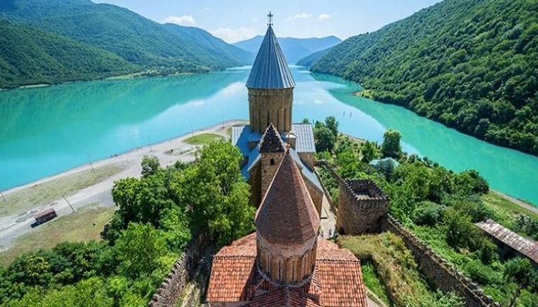 كوتايسي أهم المدن السياحية في جورجيا 5 من أهم المدن السياحية في جورجيا تكشف عن جمال طبيعي