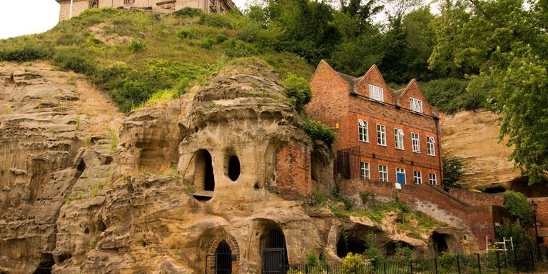 مدينة الكهوف أحد أماكن السياحة في نوتنجهام السياحة في نوتنجهام.. أفضل 5 بقاع سياحية