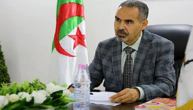وزير الرياضة الجزائري عبدالرزاق سبقاق