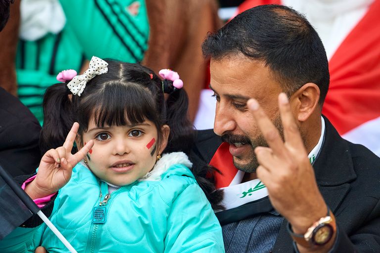 جماهير منتخب العراق في خليجي 25 الحضور الجماهيري المكثف زين مباريات خليجي 25