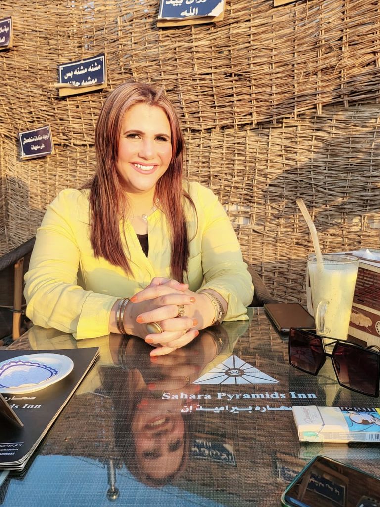 الكاتبة داليا فكري