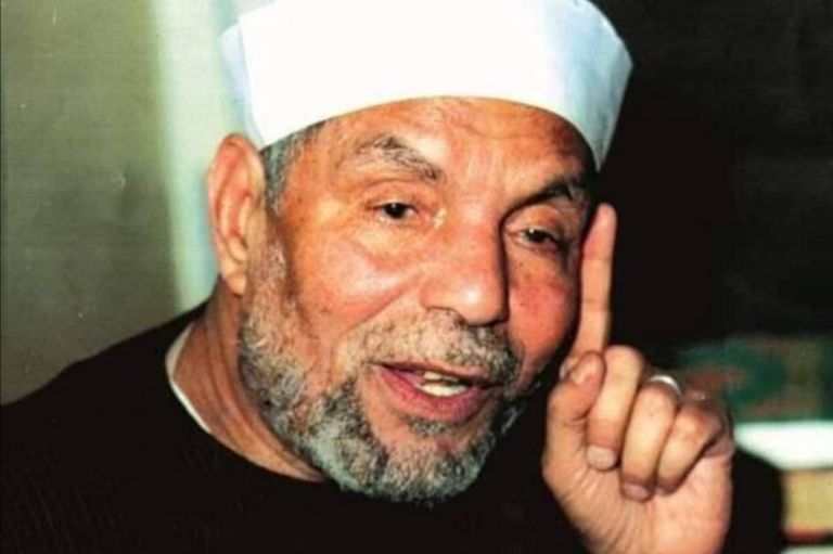 أحمد خالد توفيق ومحمد متولي الشعراوي وأحمد فؤاد نجم