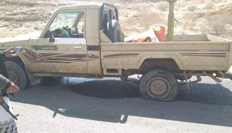طلقات الرصاص تضرب مركبة تابعة للدورية العسكرية في شبوة
