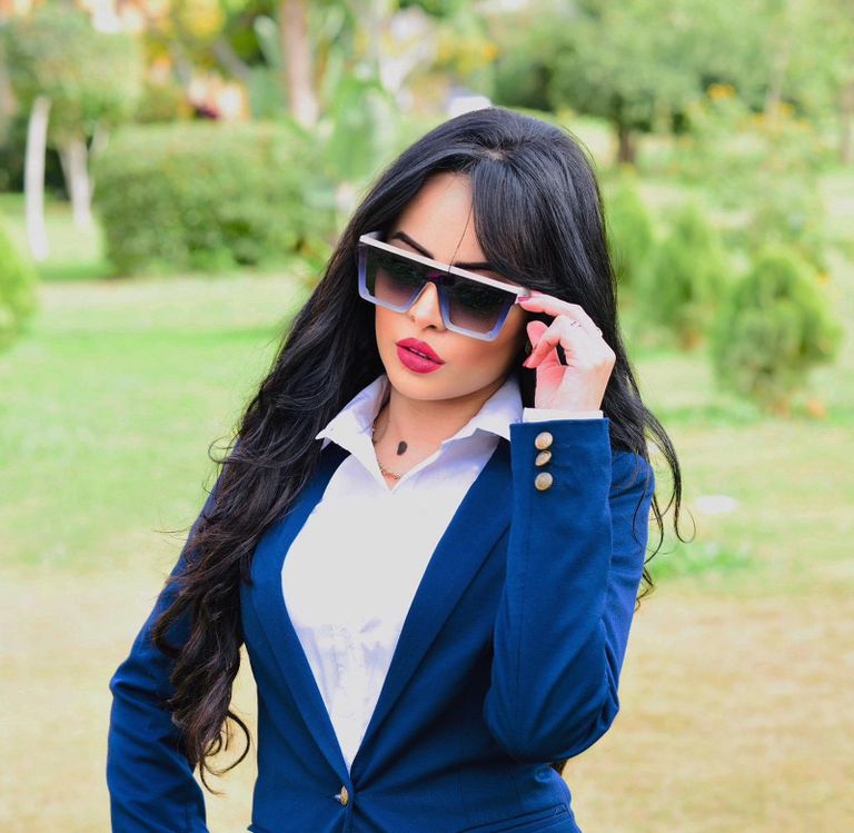 الكاتبة الشابة سارة شريف