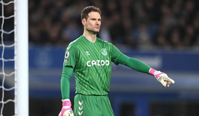 أسمير بيجوفيتش أجوستين روسي