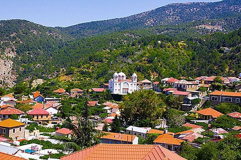 قرية بيدولاس أحد أماكن السياحة في ليماسول السياحة في ليماسول قبرص.. أهم الوجهات وأفضل الفنادق