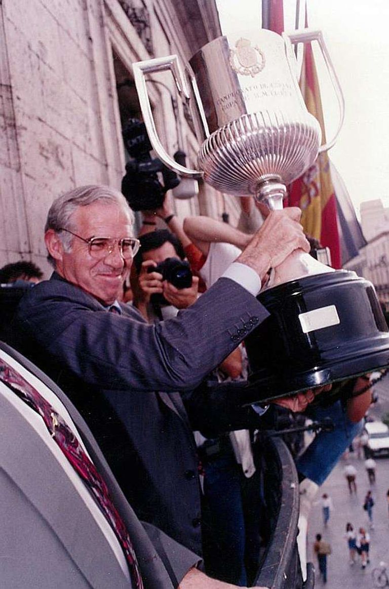 Luis Aragones, the coach of Atletico Madrid in 1992