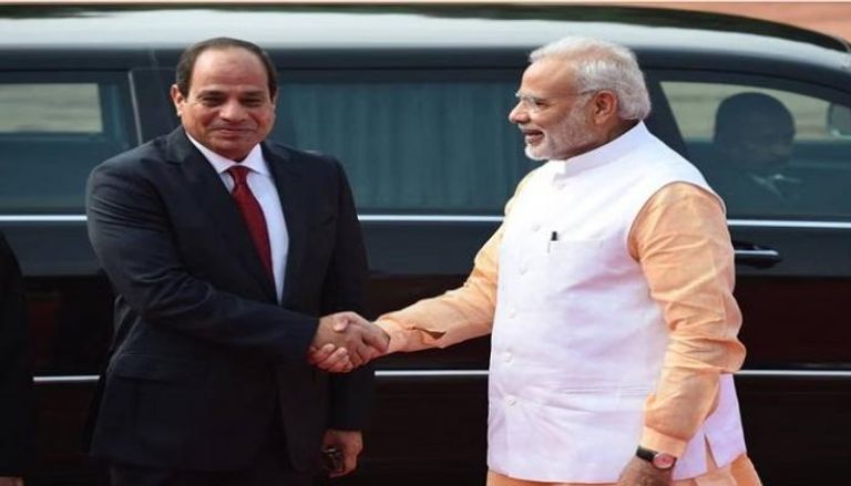 جانب من استقبال رئيس وزراء الهند للرئيس المصري في زيارة سابقة لنيودلهي