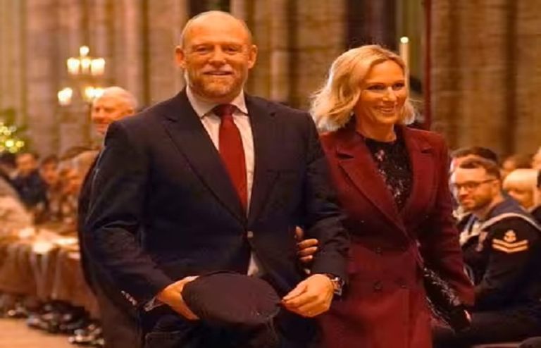 الملك تشارلز برفقة زوجته وابنه ويليام وكيت