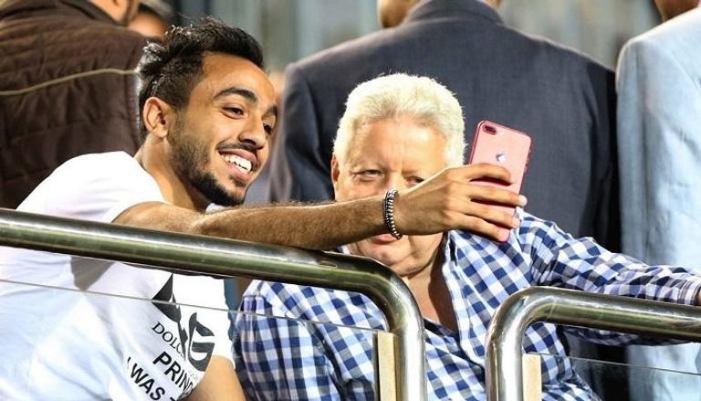 مرتضى منصور وكهربا مرتضى منصور رئيس نادي الزمالك