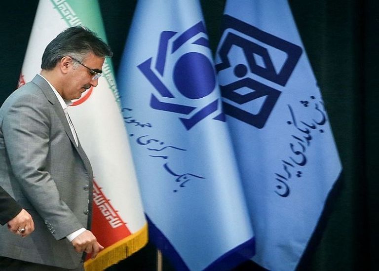 انهيار العملة الإيرانية