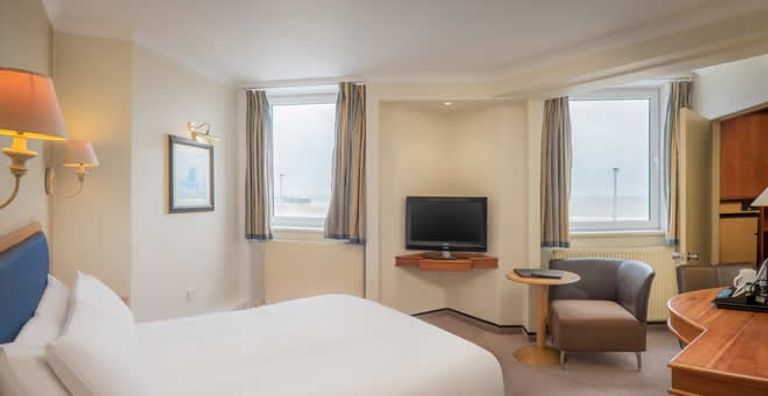 فندق جراند بلاكبول أحد أفضل الفنادق في بلاكبول السياحة في بلاكبول.. 6 مزارات مبهرة بقلب بريطانيا