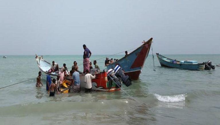 صيادون وقوارب في سواحل غرب اليمن - العين الإخبارية