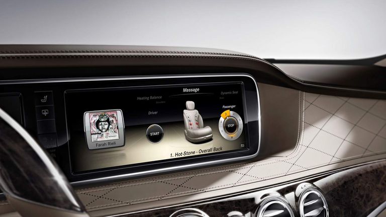 التدليك بالأحجار الساخنة أحد الوسائل الهامة لتدفئة السيارة