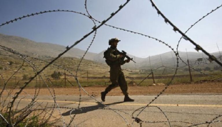 جندي إسرائيلي على الحدود السورية