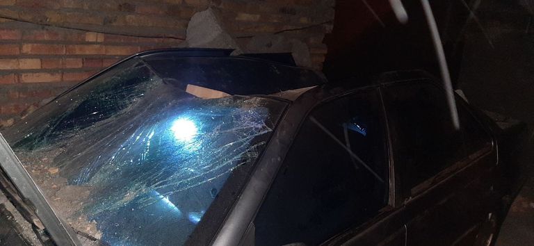 جانب من آثار الزلزال