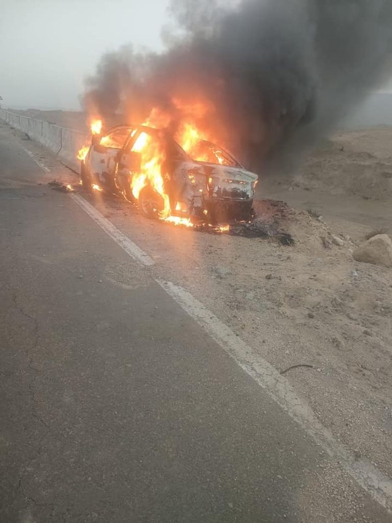أحد رجال المطافئ بعد السيطرة على الحريق