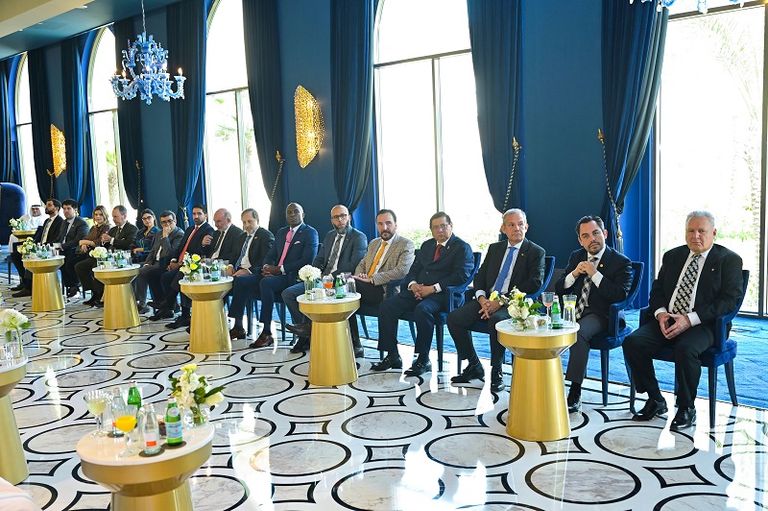 جانب من لقاء صقر غباش وسفراء دول أمريكا اللاتينية والكاريبي