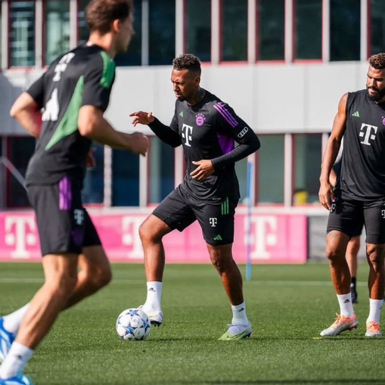 جيروم بواتينغ في تدريبات بايرن ميونخ جيروم بواتينغ