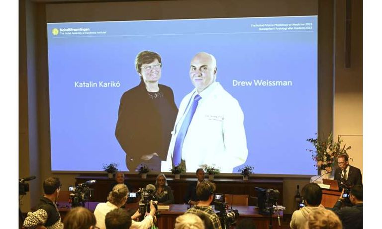 لحظة إعلان فوز كاتالين كاريكو و ودرو فايسمان لقاحات الرنا مرسال أحدثت نقلة نوعية في مكافحة كورونا