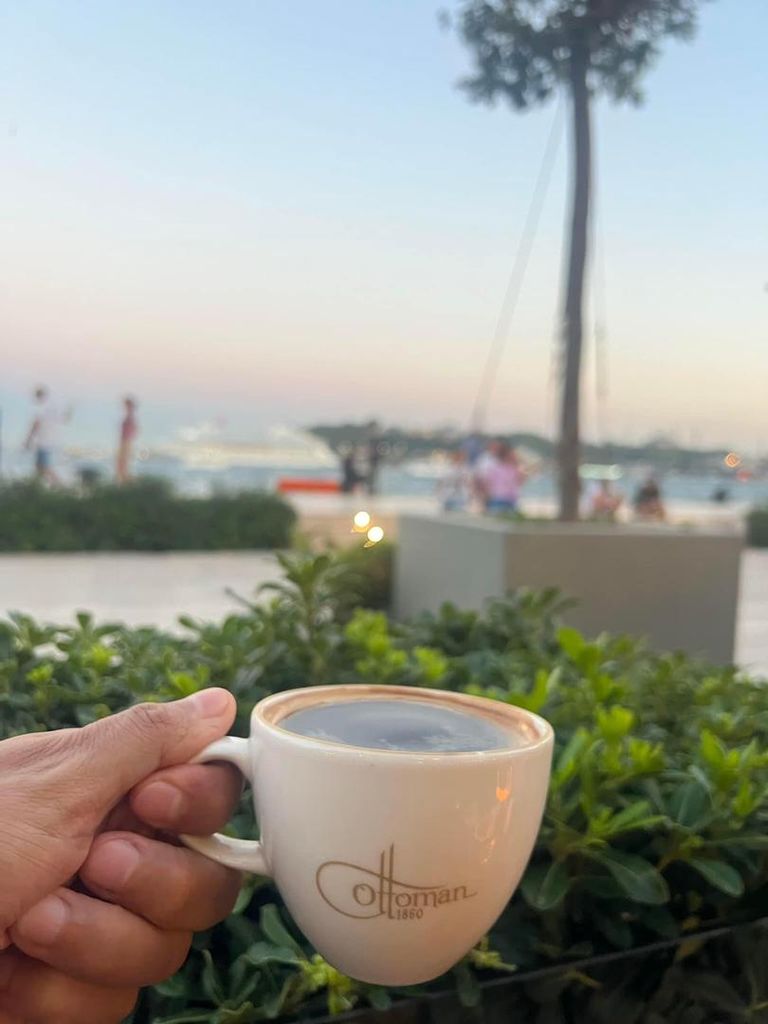 اليمن يحتفي بالقهوة بطريقة جديدة