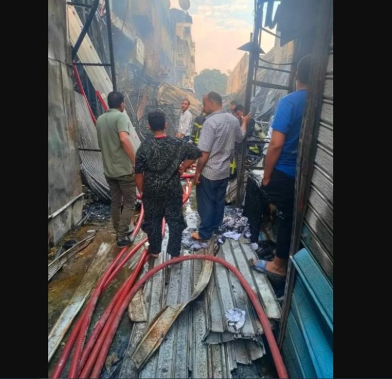 النيران أكلت السوق كاملا