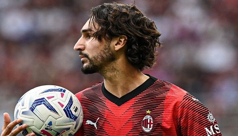 ياسين عدلي ياسين عدلي لاعب ميلان