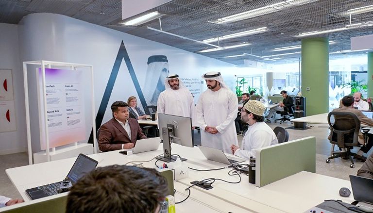 جانب من جولة الشيخ حمدان بن محمد بن راشد آل مكتوم